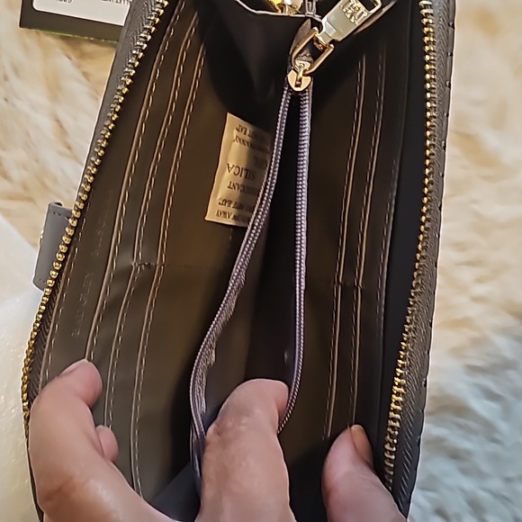 NWT Badgley Mischa Long Wallet W/ Phone   Pocket & Wristlet - Picture 9 of 13